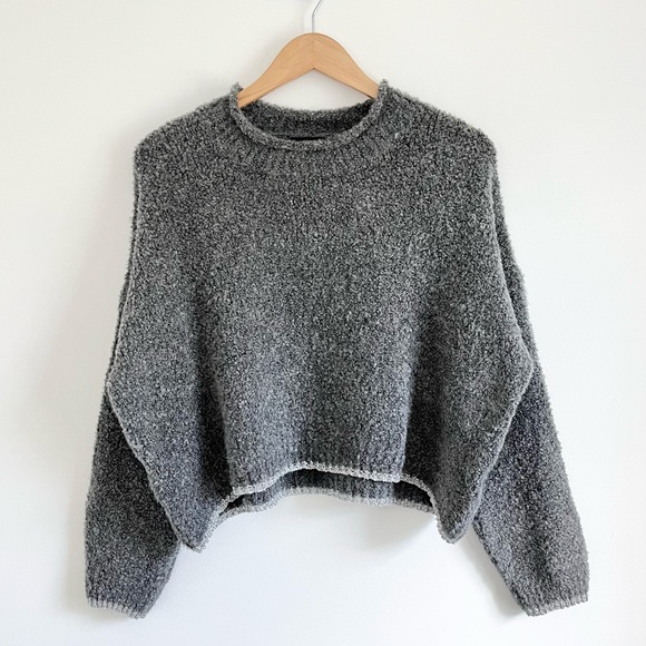 Urban Outfitters Fuzzy Cropped Grey Nubby Sweater - Picture 3 of 8